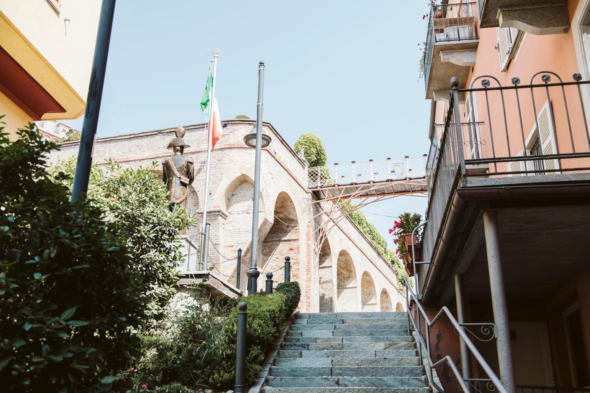 Vicolo Al Castello - Langhe E Monferrato Suites Costigliole d'Asti Exterior foto